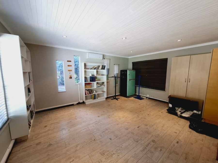 4 Bedroom Property for Sale in Pellissier Free State